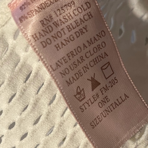 FM bodycon sexy dress with laser cut outs - Picture 6 of 7